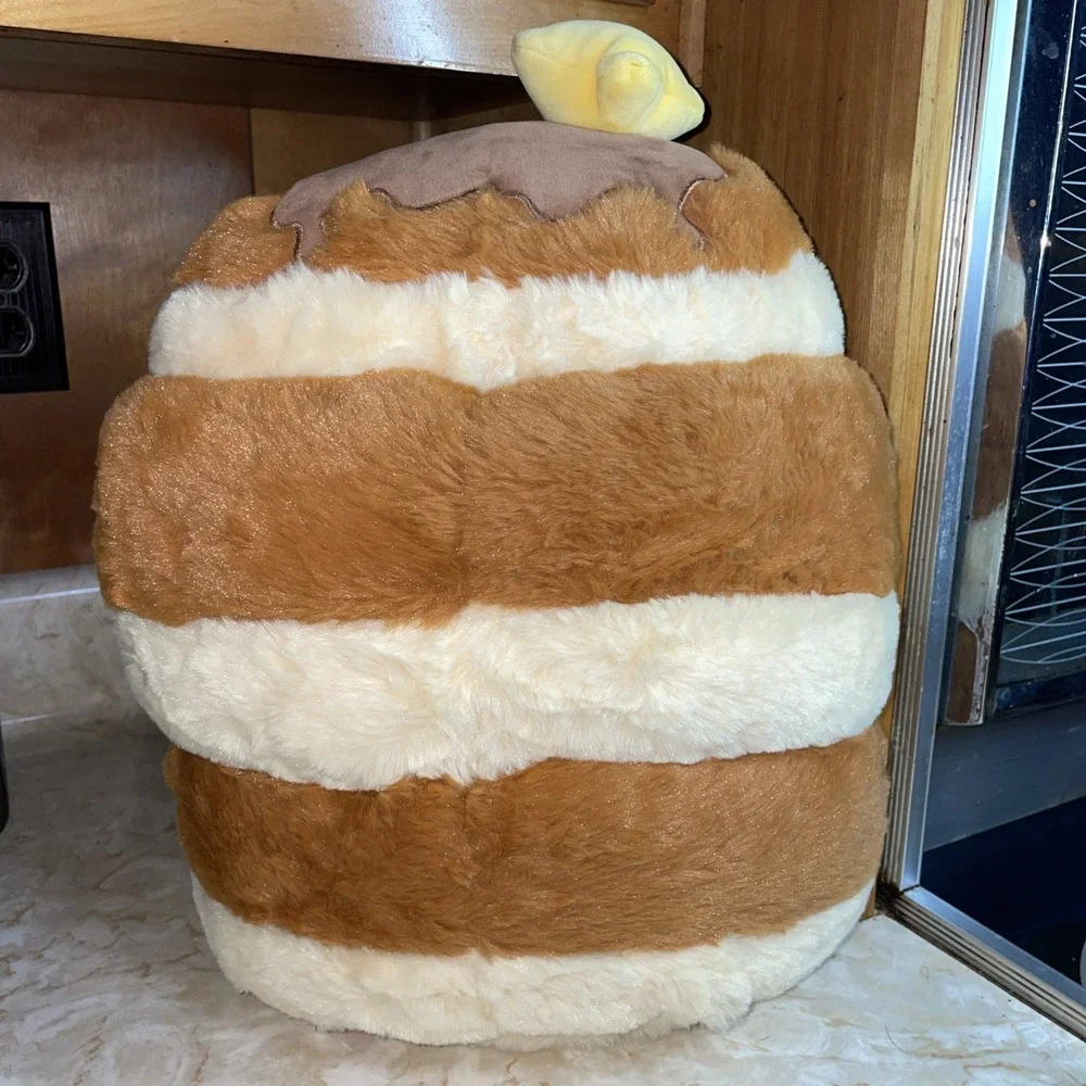 Large Fuzzamallows Rayen‎ Pancake Pat of Butter 13